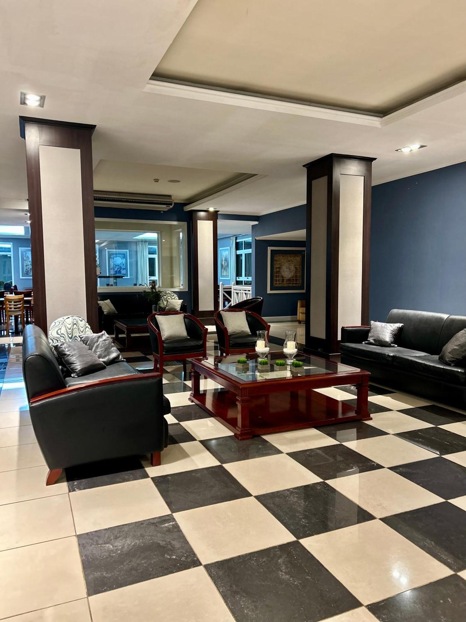 Condado Hotel Casino Santo Tome Екстериор снимка